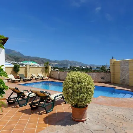 Sleeps 6 With Pool Air Con And Wifi Villa *
