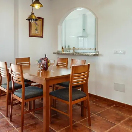 Villa Sleeps 6 With Pool Air Con And Wifi Nerja